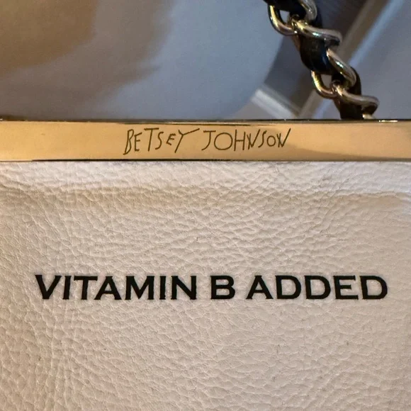 Designer Betsy Johnson Cross Body Milk Carton Design Purse - Picture 2 of 5